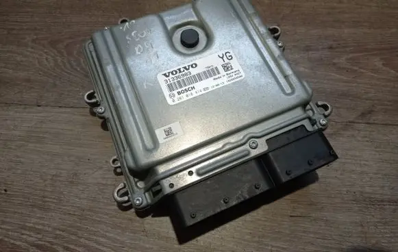 Volvo S80 Engine control unit/module 1039S50500 31336983 0281018414