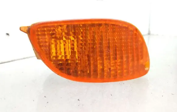 Ford Focus Front indicator light ASYXS4X13368A XS4X13368A