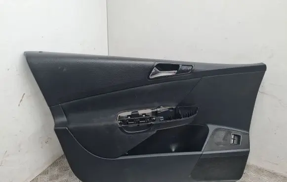 Volkswagen PASSAT B6 Front door card panel trim