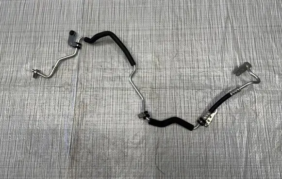 Maserati Ghibli Air conditioning (A/C) pipe/hose 670176551