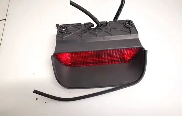 Honda CR-V Third/center stoplight p6939
