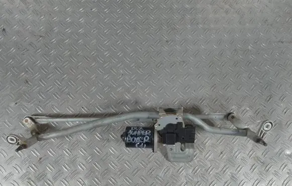 Front wiper linkage and motor