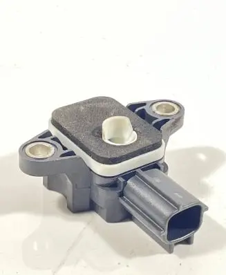 Audi A3 S3 8P Airbag deployment crash/impact sensor 8P0955557 011130
