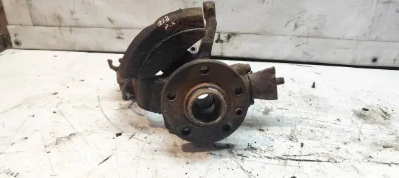 Volkswagen Sharan Front wheel hub
