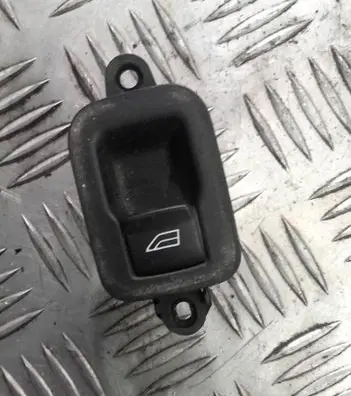 Volvo V50 Electric window control switch 65884