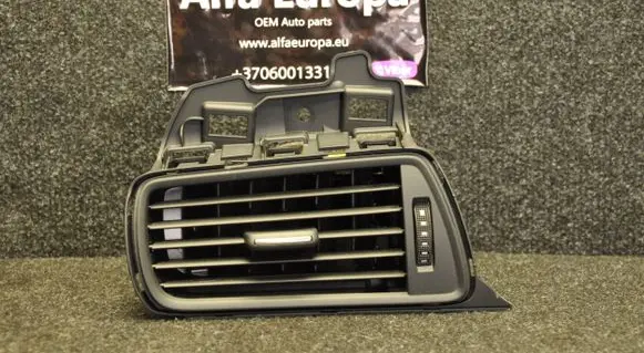 Audi A6 S6 C7 4G Dashboard air vent grill cover trim 4G1820901