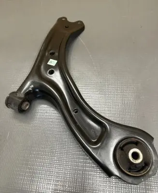 Hyundai Ioniq 5 Front lower control arm/wishbone 54501CV000 2208110100