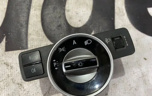 Mercedes-Benz E W212 Light switch A2118300385 2118300385