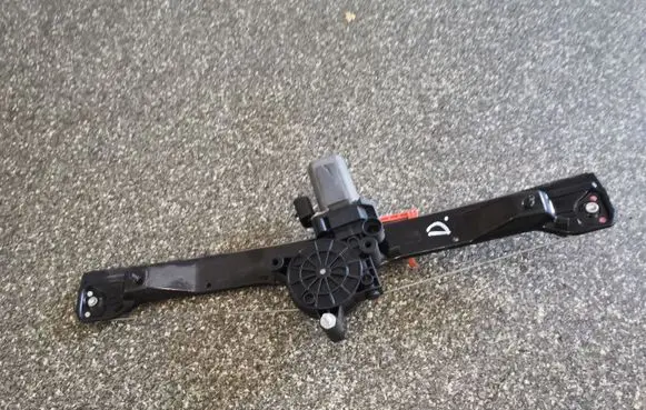 Fiat Punto (199) Front door window regulator with motor 51786728