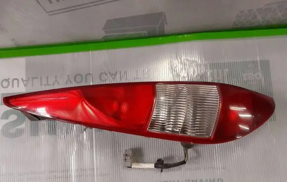 Ford Mondeo Mk III Rear/tail lights 1S71-13405