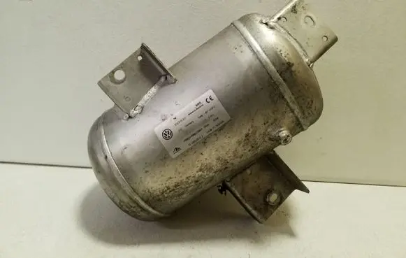 Bentley Continental Air suspension tank/reservoir 3D0616201