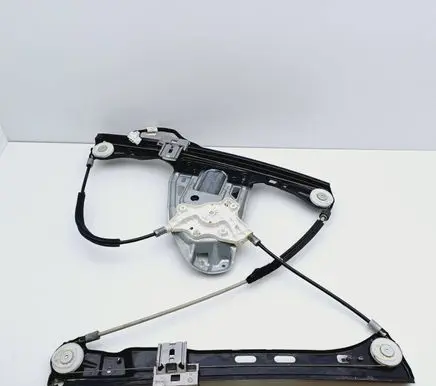 Mercedes-Benz C W203 Front door window regulator with motor A2208204642 A2037201746