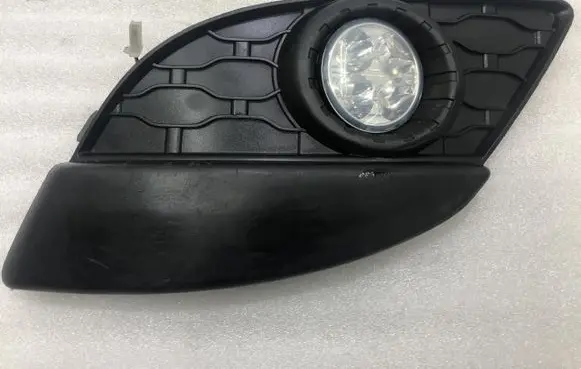 Renault Twingo II Front bumper lower grill