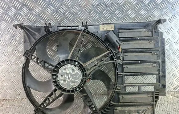 BMW X2 F39 Electric radiator cooling fan 8596240