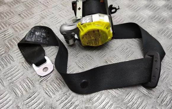 Lexus RX 450H Rear seatbelt 7X1780P