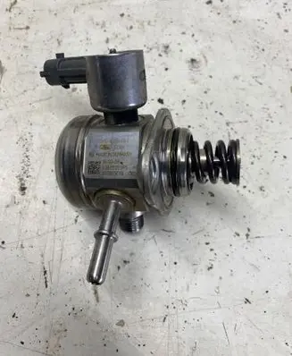 Fuel injection high pressure pump