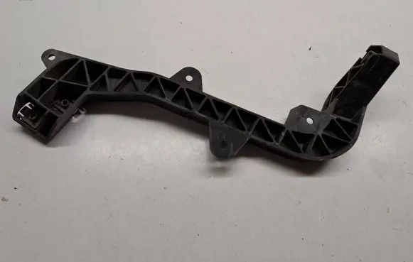 Mercedes-Benz GLS X166 Radiator support slam panel bracket 1666263631 A1666263631
