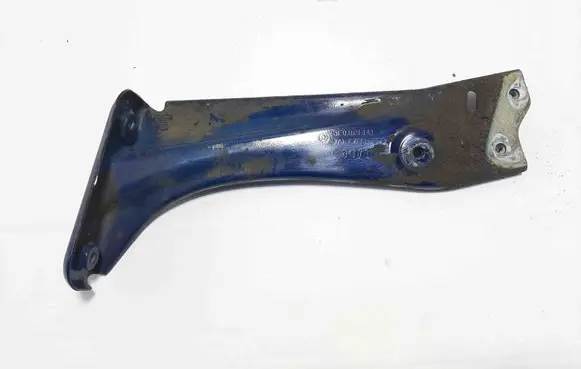 Skoda Octavia Mk3 (5E) Fender mounting bracket 5E0821141A