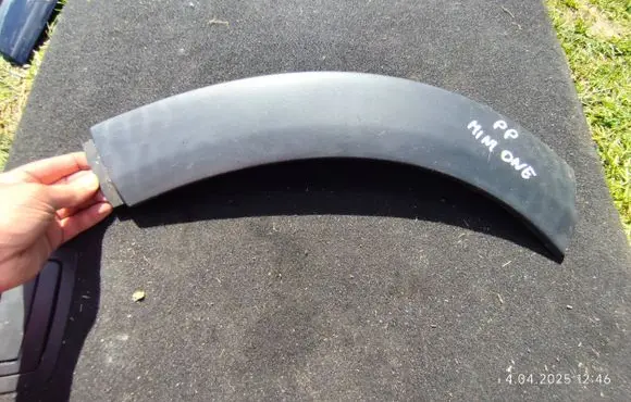 Mini One - Cooper R50 - 53 Front arch trim 1505864