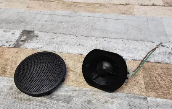 Renault Scenic II - Grand scenic II Front door speaker 8200001434C