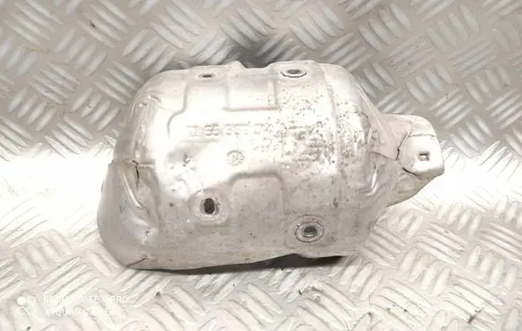 Opel Mokka B Exhaust heat shield 555569314