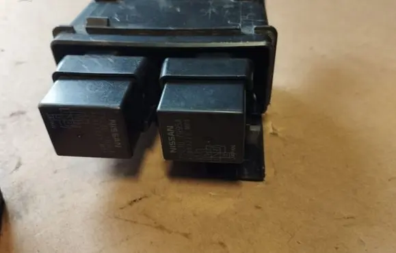 Infiniti G37 Fuse box set