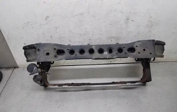 Front bumper cross member