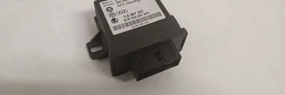 Volkswagen Touareg I Light module LCM SME5WK49171 7L6907357 00010024