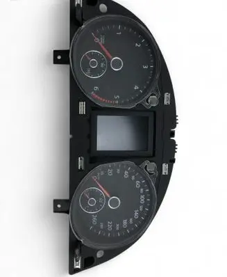 Volkswagen PASSAT B7 Speedometer (instrument cluster) 3AA920870D