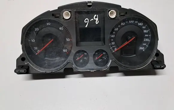 Volkswagen PASSAT B6 Speedometer (instrument cluster) 3C0920860N V0002000