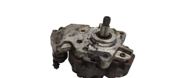Renault Scenic III - Grand scenic III Fuel injection high pressure pump 8200108225 3041133 0445010075