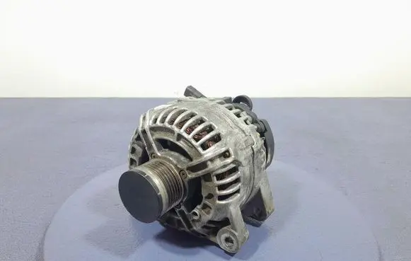 Peugeot 607 Generator/alternator 9646321880