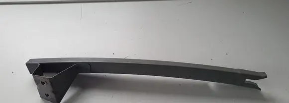 Renault Captur Front door windshield rail 