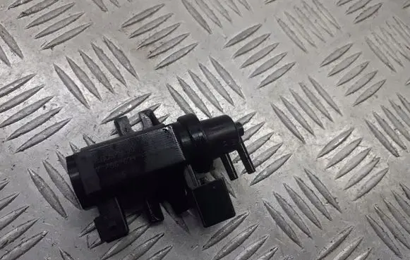 BMW X3 E83 Turbo solenoid valve 70057900