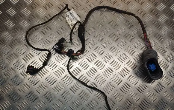 Audi A6 S6 C5 4B Rear door wiring loom 4B0971035AP
