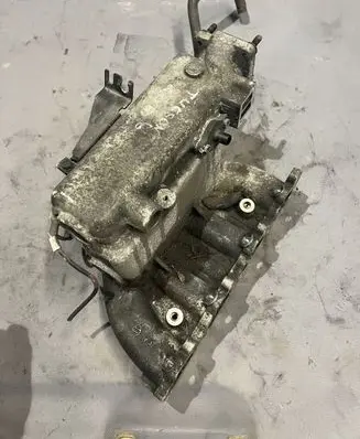 Hyundai Tucson JM Intake manifold