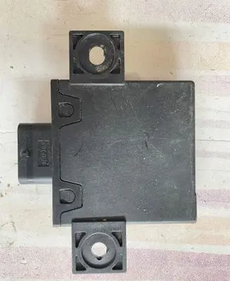 Porsche Macan (95B) Combustion relay 95B907159T 1691E06896