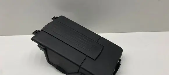 Volkswagen PASSAT B6 Battery box tray cover/lid 1K0915443A