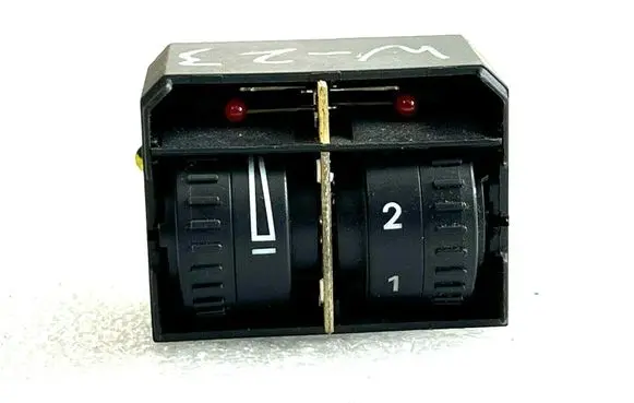 Volkswagen Touran I Panel lighting control switch 1T0941333