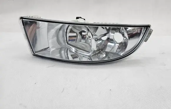 Skoda Octavia Mk2 (1Z) Front fog light SPEED1Z0941700C 1Z0941700C