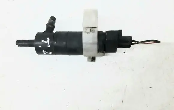 Honda CR-V Headlight washer pump 