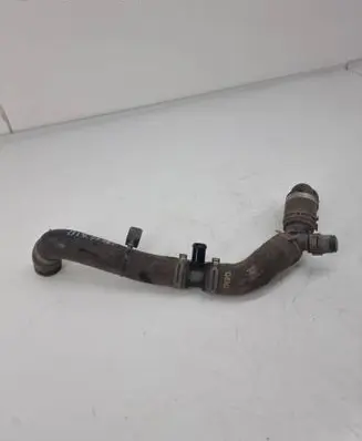 Land Rover Discovery 5 Engine coolant pipe/hose HPLA8286DA
