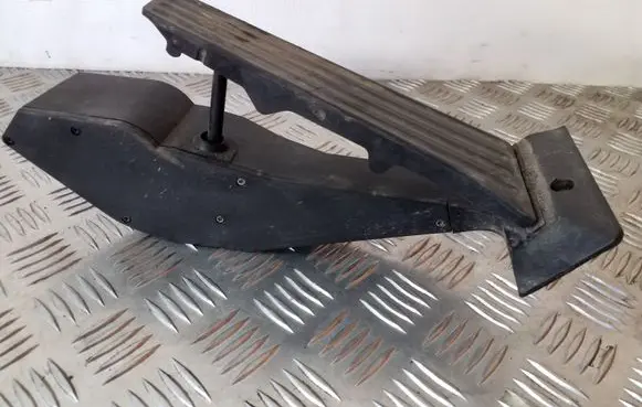 BMW 7 E65 E66 Accelerator throttle pedal 25916010 6786985
