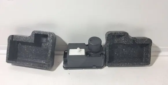 Volkswagen Golf III Central locking vacuum pump 1H0962257G 1H0962263