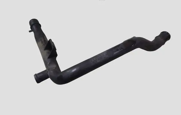 Volkswagen PASSAT B6 Engine coolant pipe/hose 03L121065T
