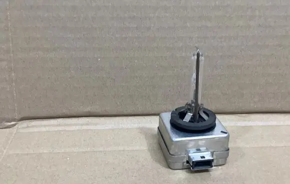 BMW 5 F10 F11 Xenon bulb 66140 D1S