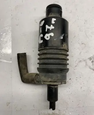 Audi A6 S6 C4 4A Windscreen/windshield washer pump 4A0955651