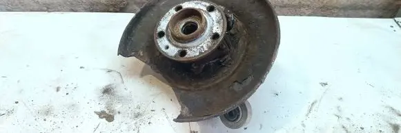 Volvo XC70 Rear wheel hub