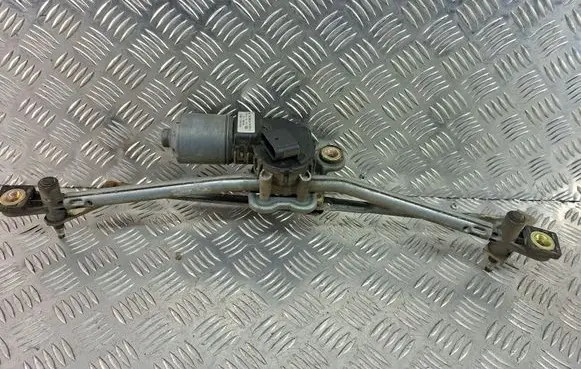 Front wiper linkage and motor