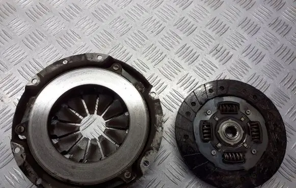 Chevrolet Aveo Clutch pressure plate 